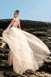 Vestido de noche sirena con tirantes finos y rubor brillante con capa