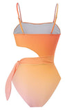 Traje de baño de una pieza naranja de cintura alta con recorte