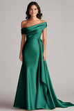 Vestido formal largo plisado de un hombro color champán