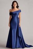 Vestido formal largo plisado de un hombro color champán