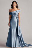Vestido formal largo plisado de un hombro color champán
