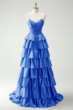 Vestido largo de baile con corsé de cuentas y cuentas de princesa en color burdeos con abertura