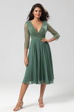 Keeper of My Heart A Line V-Neck Eucalyptus Bridesmaid Dress con mangas largas