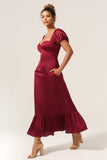 Vestido de dama de honor Sweetheart Burgundy con mangas abullonadas