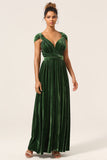 Elegante A Line V Cuello Verde oscuro Covertible Desgaste Terciopelo Vestido de dama de honor largo