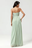 Strapless A Line Chiffon Green Bridesmaid Dress con plisado