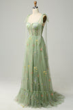 Tul verde A Line Corset Vestido de Fiesta de Talla Grande con Bordado