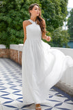 Vestido de novia de gasa blanca con cuello halter