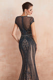Vestido de fiesta negro con cuentas de sirena