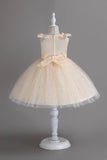 Vestido de fiesta de niña blanco de tul y lentejuelas con lazo