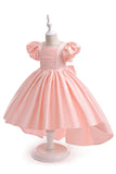 Vestido blanco de flor alta-baja con lazo