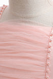 Vestido blanco de flor alta-baja con lazo