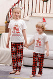 Pijama navideño a juego familiar con cuadros rojos