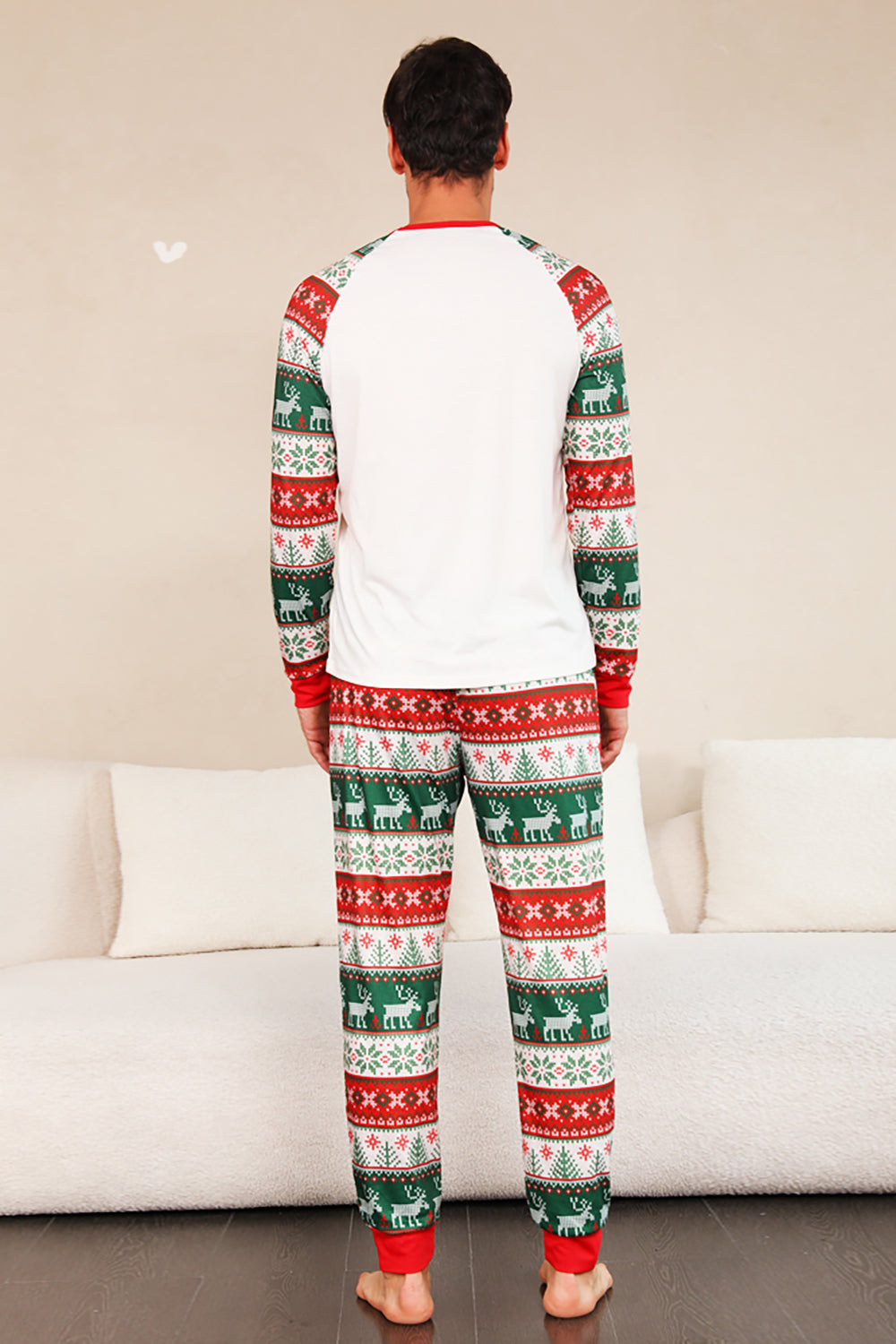 Conjunto de pijamas de árbol de Navidad de la familia rojo verde