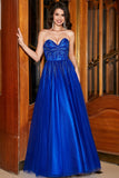 Vestido de fiesta azul real de novia de una línea con abalorios