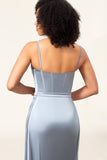 Tirantes de espagueti de línea A Vestido largo de dama de honor de satén azul empolvado