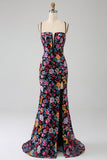 Vestido de fiesta bordado con flores negras con tirantes de espagueti de sirena con abertura lateral