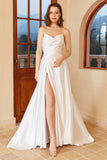 Vestido de novia blanco satinado sweetheart con hendidura