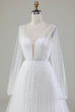 Vestido de novia de tul plisado con escote en V marfil y manga larga