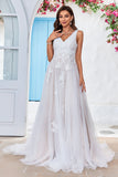 Apricot Tulle Sweep Train A Line Vestido de novia con encaje