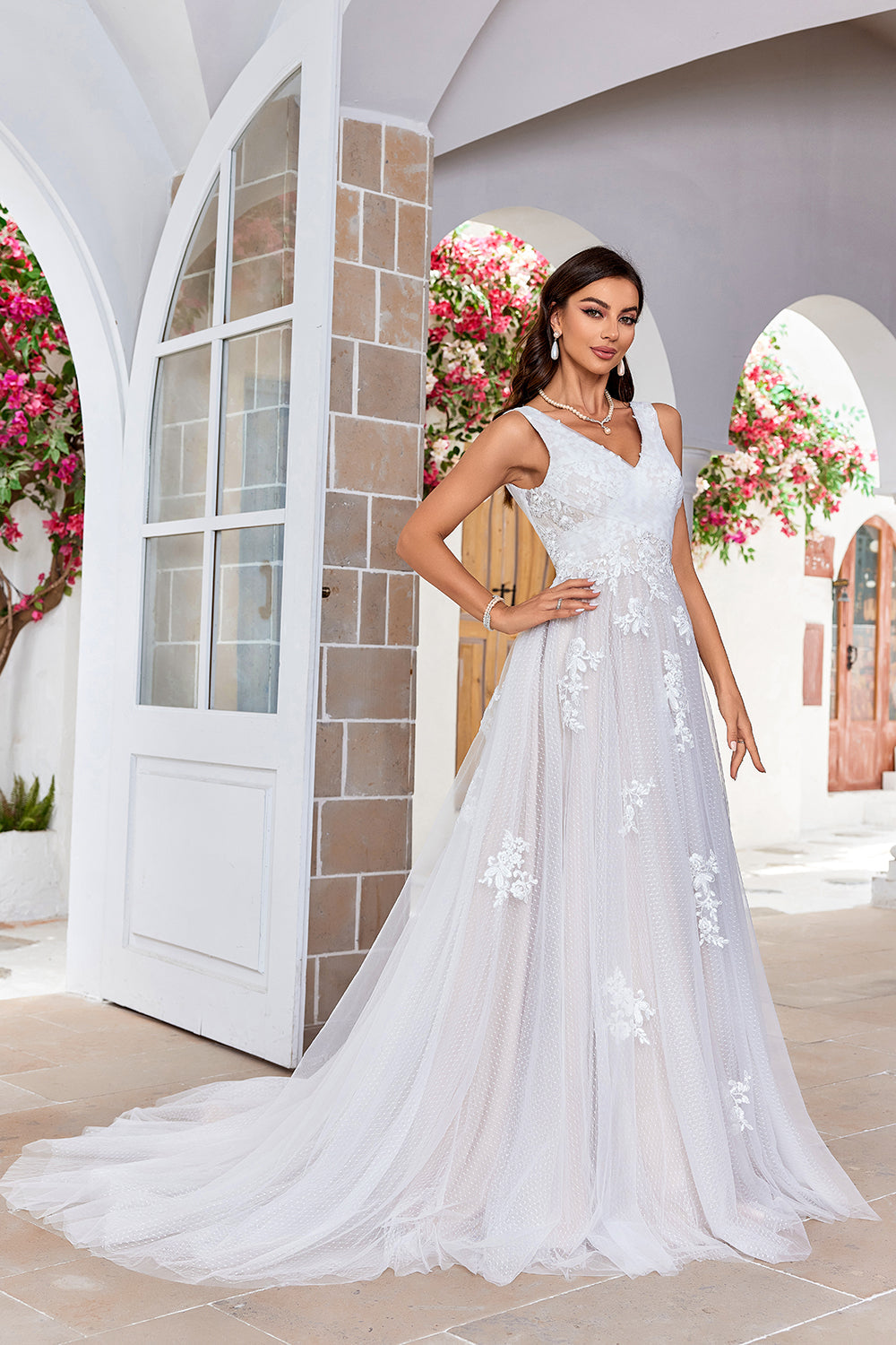 Apricot Tulle Sweep Train A Line Vestido de novia con encaje