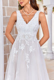 Apricot Tulle Sweep Train A Line Vestido de novia con encaje